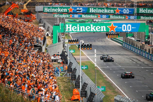 77 BOTTAS Valtteri (fin), Alfa Romeo F1 Team ORLEN C42, action during the Formula 1 Heineken Dutch Grand Prix 2022, 15th round of the 2022 FIA Formula One World Championship, WM, Weltmeisterschaft from September 2 to 4, 2022 on the Zandvoort Circuit, in Netherlands, Belgium - F1 - DUTCH GRAND PRIX 2022 DPPI Panoramic  00122035__V2_5106