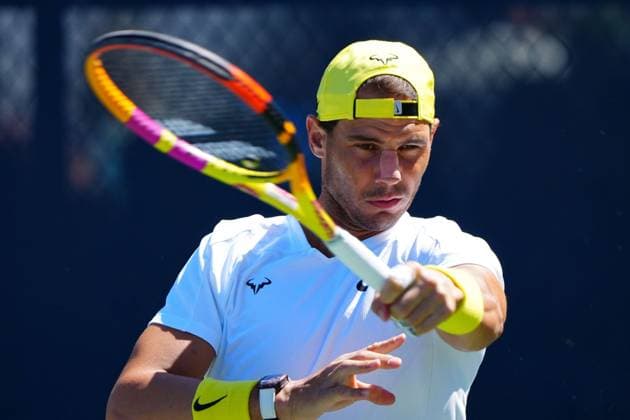 Mandatory Credit: Photo by Javier Garcia Shutterstock (13357869am) Rafael Nadal practices with a plaster on his nose US Open Championships 2022, Day Five, USTA National Tennis Center, Flushing Meadows, New York, USA - 02 Sep 2022 US Open Championships 2022, Day Five, USTA National Tennis Center, Flushing Meadows, New York, USA - 02 Sep 2022  Copyright: xJavierxGarcia Shutterstockx 13357869am