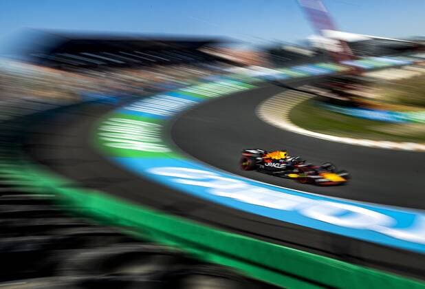 ZANDVOORT Max Verstappen Oracle Red Bull Racing during the 3rd free practice session ahead of the F1 Grand Prix of the Netherlands at Circuit van Zandvoort on September 2, 2022 in Zandvoort, Netherlands REMKO DE WAAL F1 Grand Prix of The Netherlands Practice 3 2022 xVIxANPxSportx xxANPxIVx 453976324 originalFilename: 453976324.jpg