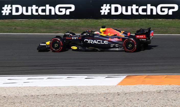 Sport Bilder des Tages F1 Grand Prix Of The Netherlands Practice 3 Max Verstappen of Red Bull Racing during the third practice ahead of the Formula 1 Grand Prix of The Netherlands at Zandvoort circuit in Zandvoort, Netherlands on September 3, 2022. Zandvoort Netherlands  Copyright: xJakubxPorzyckix originalFilename:porzycki-f1grandp220903_nptXU.jpg