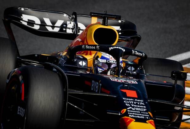 ZANDVOORT Max Verstappen Oracle Red Bull Racing during qualifying ahead of the F1 Grand Prix of the Netherlands at Circuit Zandvoort on September 3, 2022 in Zandvoort, Netherlands ANP SEM VAN DER WAL F1 Grand Prix of The Netherlands Qualifying 2022 xVIxANPxSportx xxANPxIVx 453983966 originalFilename: 453983966.jpg