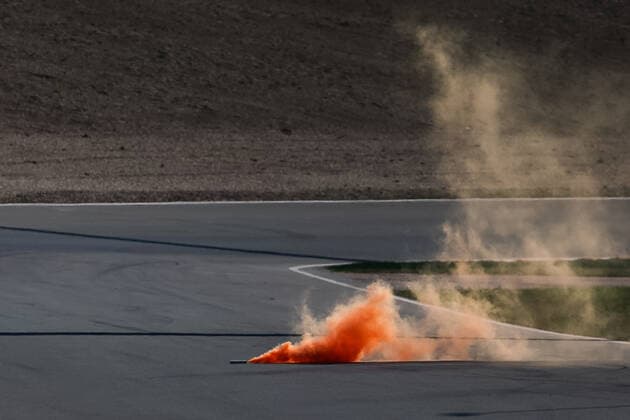 Formula 1, Dutch GP at Zandvoort, smoke flares on track cause red flag