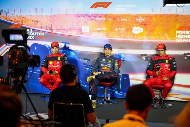 16 Charles Leclerc MCO, Scuderia Ferrari , 1 Max Verstappen NLD, Oracle Red Bull Racing , 55 Carlos Sainz ESP, Scuderia Ferrari , F1 Grand Prix of the Netherlands at Circuit Zandvoort on September 3, 2022 in Zandvoort, Netherlands Photo by HOCH ZWEI Zandvoort Netherlands