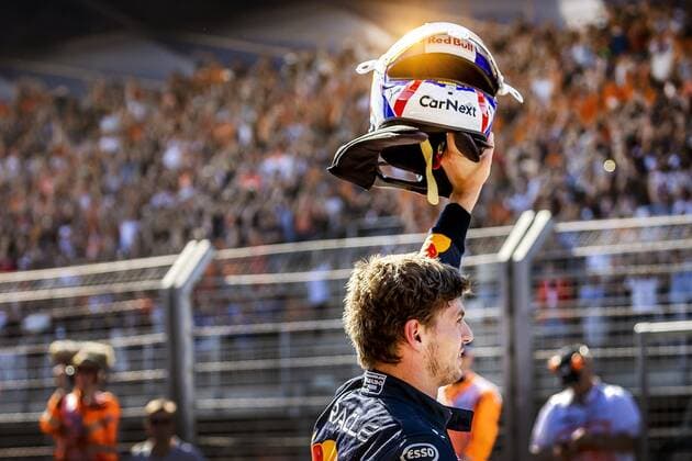 ZANDVOORT Max Verstappen Oracle Red Bull Racing after qualifying ahead of the F1 Grand Prix of the Netherlands at Circuit van Zandvoort on September 3, 2022 in Zandvoort, Netherlands REMKO DE WAAL F1 Grand Prix of The Netherlands Qualifying 2022 xVIxANPxSportx xxANPxIVx 453992806 originalFilename: 453992806.jpg