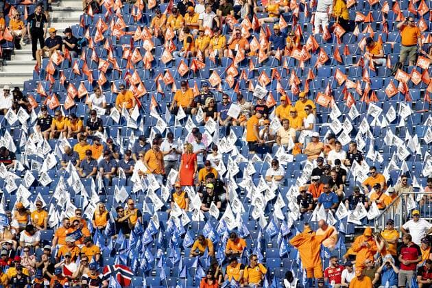 ZANDVOORT Audience ahead of the F1 Grand Prix of the Netherlands at Circuit Zandvoort on September 4, 2022 in Zandvoort, Netherlands KOEN VAN WEEL F1 Grand Prix of The Netherlands 2022 xVIxANPxSportx xxANPxIVx 454030736 originalFilename: 454030736.jpg