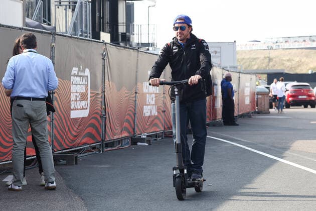 F1 Grand Prix Of The Netherlands Fernando Alonso of Alpine before the Formula 1 Grand Prix of The Netherlands at Zandvoort circuit in Zandvoort, Netherlands on September 4, 2022. Zandvoort Netherlands  Copyright: xJakubxPorzyckix originalFilename:porzycki-f1grandp220904_np2jM.jpg
