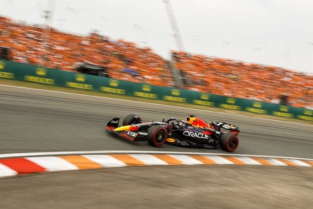 ZANDVOORT Max Verstappen Oracle Red Bull Racing during the F1 Grand Prix of the Netherlands at Circuit Zandvoort on September 4, 2022 in Zandvoort, Netherlands ANP SEM VAN DER WAL F1 Grand Prix of The Netherlands 2022 xVIxANPxSportx xxANPxIVx 454042391 originalFilename: 454042391.jpg