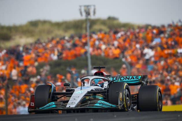 63 RUSSELL George (gbr), Mercedes AMG F1 Team W13, action during the Formula 1 Heineken Dutch Grand Prix 2022, 15th round of the 2022 FIA Formula One World Championship, WM, Weltmeisterschaft from September 2 to 4, 2022 on the Zandvoort Circuit, in Netherlands, Belgium - F1 - DUTCH GRAND PRIX 2022 - RACE DPPI Panoramic  00122036__V2_8540.JPG_