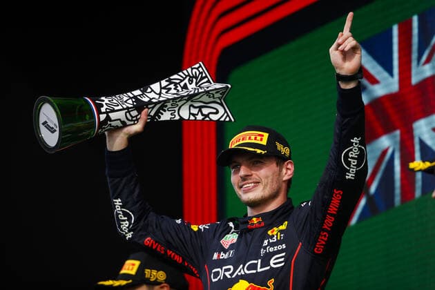 VERSTAPPEN Max (ned), Red Bull Racing RB18, portrait on the podium during the Formula 1 Heineken Dutch Grand Prix 2022, 15th round of the 2022 FIA Formula One World Championship, WM, Weltmeisterschaft from September 2 to 4, 2022 on the Zandvoort Circuit, in Netherlands, Belgium - F1 - DUTCH GRAND PRIX 2022 - RACE DPPI Panoramic  00122036__V2_9592.JPG_