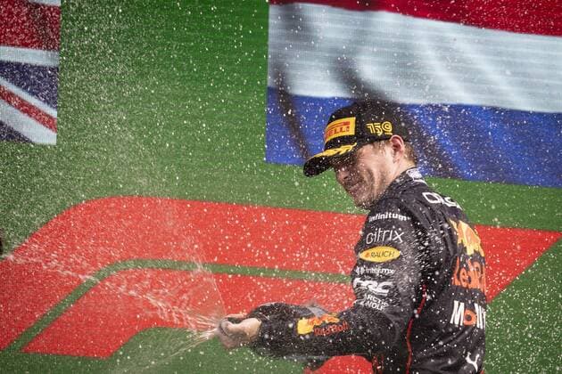 ZANDVOORT Max Verstappen Oracle Red Bull Racing celebrates winning the F1 Grand Prix of the Netherlands at Circuit Zandvoort on September 4, 2022 in Zandvoort, Netherlands KOEN VAN WEEL F1 Grand Prix of The Netherlands 2022 xVIxANPxSportx xxANPxIVx 454048738 originalFilename: 454048738.jpg