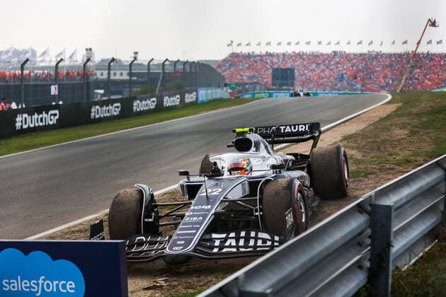 22 TSUNODA Yuki (jap), Scuderia AlphaTauri AT03, action during the Formula 1 Heineken Dutch Grand Prix 2022, 15th round of the 2022 FIA Formula One World Championship, WM, Weltmeisterschaft from September 2 to 4, 2022 on the Zandvoort Circuit, in Netherlands, Belgium - F1 - DUTCH GRAND PRIX 2022 - RACE DPPI Panoramic  00122036_AV6_0105