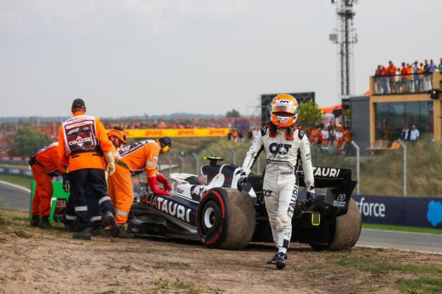 TSUNODA Yuki (jap), Scuderia AlphaTauri AT03, portrait during the Formula 1 Heineken Dutch Grand Prix 2022, 15th round of the 2022 FIA Formula One World Championship, WM, Weltmeisterschaft from September 2 to 4, 2022 on the Zandvoort Circuit, in Netherlands, Belgium - F1 - DUTCH GRAND PRIX 2022 - RACE DPPI Panoramic  00122036_AV6_0193