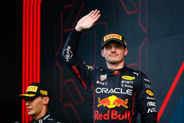 VERSTAPPEN Max (ned), Red Bull Racing RB18, portrait podium during the Formula 1 Heineken Dutch Grand Prix 2022, 15th round of the 2022 FIA Formula One World Championship, WM, Weltmeisterschaft from September 2 to 4, 2022 on the Zandvoort Circuit, in Netherlands, Belgium - F1 - DUTCH GRAND PRIX 2022 - RACE DPPI Panoramic  00122036__V2_9541