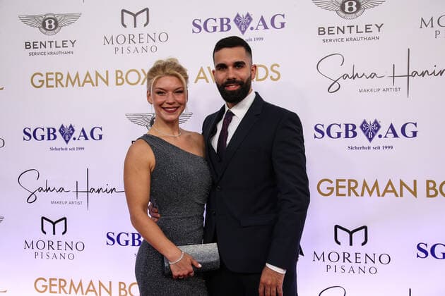 Boxing Herqul 2022 German Boxing Award, Berlin, 04 09 2022 Nina Meinke and friend Berlin Germany