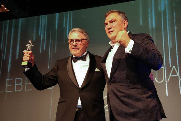Boxing Herqul 2022 German Boxing Award, Berlin, 04 09 2022 Lifetime Achievement Award Peter Hanraths l and Dariusz Michalczewski Berlin Germany
