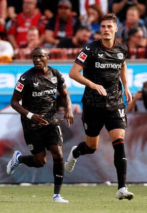 SCHICK Patrik Team Bayer 04 Leverkusen jubelt nach seinem Tor zum 2 : 1 mit DIABY Moussa DFL Bundesliga Saison 2022 - 2023 Spiel Bayer 04 Leverkusen - SC Freiburg 2 : 3 am 03. 09. 2022 in Leverkusen DFL REGULATIONS PROHIBIT ANY USE OF PHOTOGRAPHS as IMAGE SEQUENCES and or QUASI-VIDEO *** SCHICK Patrik team Bayer 04 Leverkusen cheers after his goal to 2 1 with DIABY Moussa DFL Bundesliga season 2022 2023 match Bayer 04 Leverkusen SC Freiburg 2 3 on 03 09 2022 in Leverkusen DFL REGULATIONS PROHIBIT ANY USE OF PHOTOGRAPHS as IMAGE SEQUENCES and or QUASI VIDEO Copyright: xLacixPerenyix