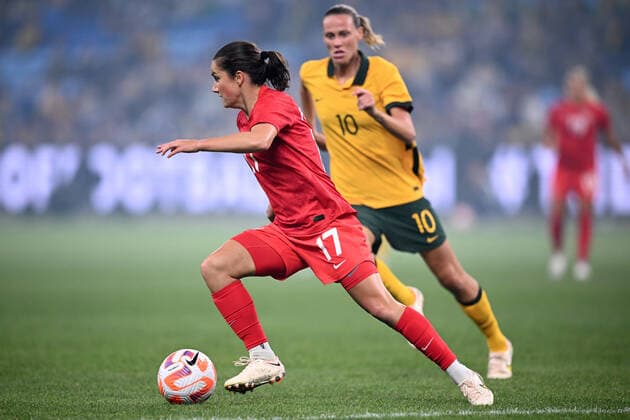 SOCCER AUSTRALIA CANADA WOMEN, Jessie Fleming of Canada controls the ball during the Women s International Friendly, Länderspiel, Nationalmannschaft soccer match between Australia and Canada at Allianz Stadium in Sydney, Tuesday, September 6, 2022. ( NO ARCHIVING, EDITORIAL USE ONLY, NO USE IN BOOKS WITHOUT CONSENT SYDNEY NEW SOUTH WALES AUSTRALIA  Copyright: xDANxHIMBRECHTSx 20220906001699113936