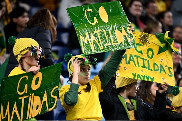 SOCCER AUSTRALIA CANADA WOMEN, Spectators are seen during the Women s International Friendly, Länderspiel, Nationalmannschaft soccer match between Australia and Canada at Allianz Stadium in Sydney, Tuesday, September 6, 2022. ( NO ARCHIVING, EDITORIAL USE ONLY, NO USE IN BOOKS WITHOUT CONSENT SYDNEY NEW SOUTH WALES AUSTRALIA  Copyright: xDANxHIMBRECHTSx 20220906001699132889