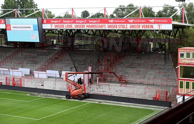 Football, EL, 1. FC Union Berlin, Extension of the home area on the Wuhleseite