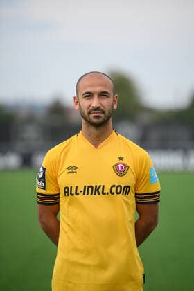 Akaki Gogia SG Dynamo Dresden 3 league, portrait date 2022 2023