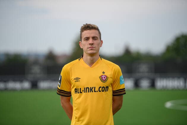 Niklas Hauptmann SG Dynamo Dresden 3 league, portrait date 2022 2023