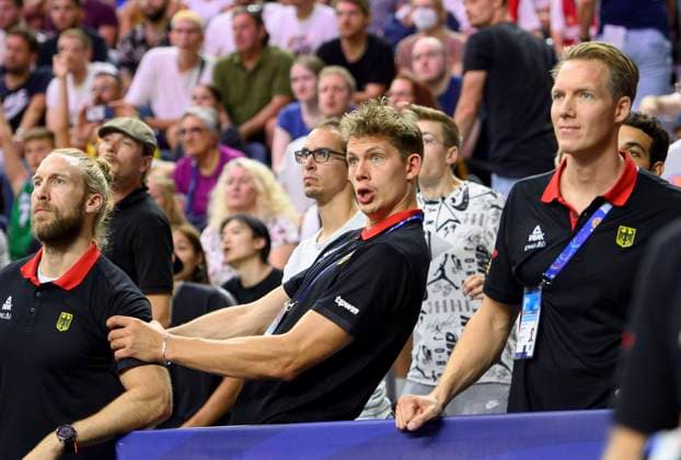 Moritz WAGNER GER injured not in the team support his team Germany GER Slovenia SLO , preliminary round group B, on 06 09 2022 in Cologne Basketball European Championship EuroBasket 2022 in Germany, from 01 09 18 09 2022 Â