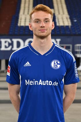 Sepp van den Berg FC Schalke 04 1 BL, portrait date 2022 2023 Gelsenkirchen North Rhine Westphalia Germany Team2