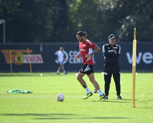 Football, men, season 2022 2023, Europa League, 1 FC Union Berlin, final training before the Europa League match 1 FC Union Berlin Royale Union Saint Gilloise, v l Christopher Trimmel 1 FC Union , coach Urs Fischer 1 FC Union , 07 09 2022, Copyright: xMatthiasxKochx