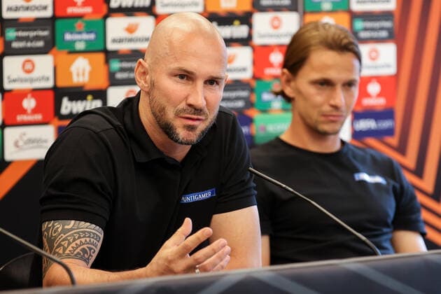 SOCCER - UEFA EL, Sturm vs Midtylland GRAZ,AUSTRIA,07.SEP.22 - SOCCER - UEFA Europa League, group stage, SK Sturm Graz vs FC Midtylland, preview, press conference, PK, Pressekonferenz Sturm. Image shows head coach Christian Ilzer and Stefan Hierlaender (Sturm).  GEPAxpictures xChristianxWalgram