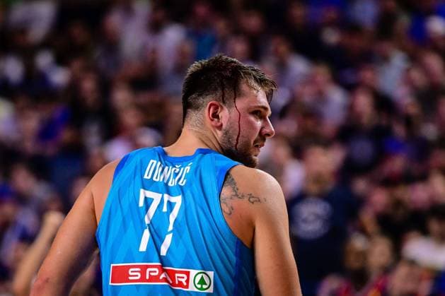 Luka Doncic 77 Slovenia bleeds, France vs Slovenia, FIBA EuroBasket 2022, Basketball, 07 09 2022 Copyright: xkolbert-press MarcxNiemeyerx