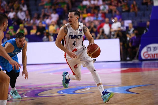 COLOGNE, GERMANY - SEPTEMBER 7, 2022: Thomas Heurtel. The basketball match of Eurobasket 2022 France vs Slovenia  Copyright: xVitaliixKliuievx