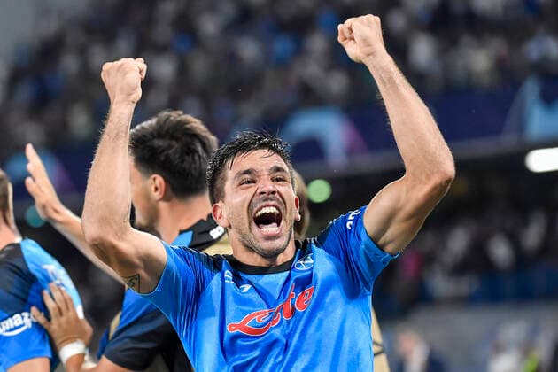 Giovanni Simeone of SSC Napoli celebrates after Piotr Zielinski (not pictured) scored the goal of 4-0 during the Champions League Group A football match between SSC Napoli and Liverpool FC at Diego Armando Maradona stadium in Napoli (Italy), September 7th, 2022. Photo Andrea Staccioli Insidefoto andreaxstaccioli
