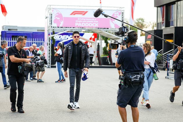 OCON Esteban (fra), Alpine F1 Team A522, portrait during the Formula 1 Pirelli Gran Premio d™Italia 2022, Italian Grand Prix 2022, 16th round of the 2022 FIA Formula One World Championship, WM, Weltmeisterschaft from September 9 to 11, 2022 on the Autodromo Nazionale di Monza, in Monza, Italy - F1 - ITALIAN GRAND PRIX 2022 DPPI Panoramic  20220908_GOOD3935