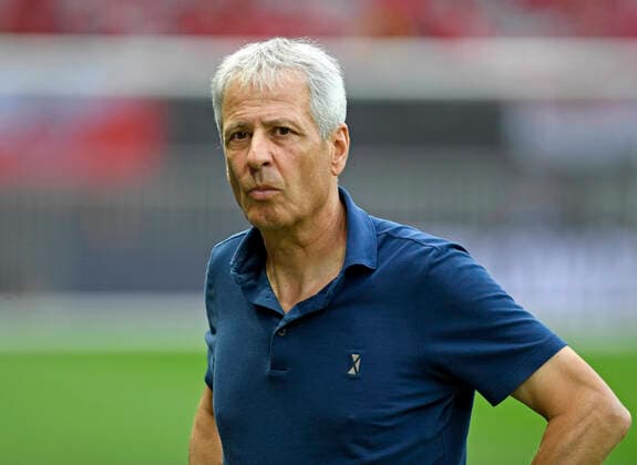 08 09 2022, Nice, France, Allianz Riviera, OGC Nice vs 1 FC Koeln UEFA Europa Conference League 2022 2023 Group D, coach Lucien Favre OGC Nice looks photo Ralf Treese Nice Allianz Riviera France  521_NIZKOE20220908_021 Treese-521
