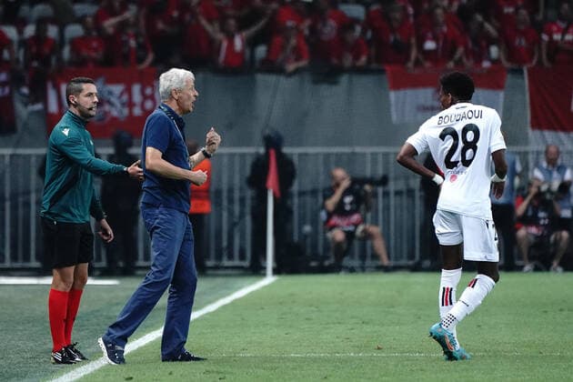 Lucien Favre (entraineur de l OGC Nice) - Hicham Boudaoui (OGC Nice) FOOTBALL : OGC Nice vs FC Cologne - Ligue Europa ConfÃ rence - Nice - 08 09 2022 NorbertScanella Panoramic 
