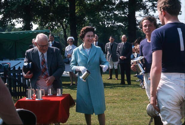 HM Queen At Varsity Polo 08 June 1969 Woolmers Green, Cambridge University v Oxford University Polo match - HM The Queen presenting prizes. Photo by Gerry Cranham Woolmers Green Hertfordshire UK *** HM Queen At Varsity Polo 08 June 1969 Woolmers Green, Cambridge University v Oxford University Polo match HM The Queen presenting prizes Photo by Gerry Cranham Woolmers Green Hertfordshire UK  Copyright: xGerryxCranhamxOffside