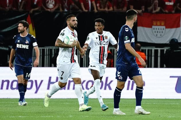 Joie - Andy Delort (OGC Nice) - Hicham Boudaoui (OGC Nice) FOOTBALL : OGC Nice vs FC Cologne - Ligue Europa ConfÃ rence - Nice - 08 09 2022 NorbertScanella Panoramic 