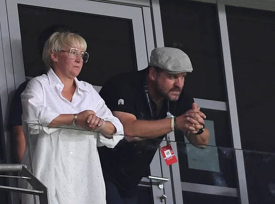 08 09 2022, Nice, France, Allianz Riviera, OGC Nice vs 1 FC Koeln UEFA Europa Conference League 2022 2023 Group D, coach Steffen Baumgart 1 FC Koeln with his wife looks photo Ralf Treese Nice Allianz Riviera France  521_NIZKOE20220908_041 Treese-521