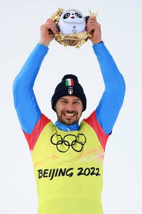 Olimpiadi Invernali Pechino 2022 - Snowboard Cross uomini: medaglia di bronzo per Omar Visintin Foto Gian Mattia D Alberto - LaPresse 10 febbraio 2022 Zhangjiakou, Cina XXIV Giochi olimpici invernali - Snowboard Cross uomini Nella foto: VISINTIN Omar, vincitore della medaglia di bronzo Photo Gian Mattia D Alberto - LaPresse February 10, 2022 Zhangjiakou, China sport Beijing 2022 Winter Olympic Games, Olympische Spiele, Olympia, OS - Men s Snowboard Cross In the pic: VISINTIN Omar, bronze medal Zhangjiakou Cina Copyright: xGianxMattiaxD Albertox-xLaPressex I00005L9bpdNsR48