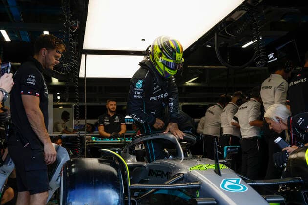 44 Lewis Hamilton GBR, Mercedes AMG Petronas F1 Team , F1 Grand Prix of the Italy at Autodromo Nazionale Monza on September 9, 2022 in Monza, Italy Photo by HOCH ZWEI Monza Italy