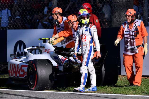 SCHUMACHER Mick F1 Team Haas had a breakdown with his car in the second free practice in Monza FIA Formal 1 GP Italy 2022 on 09 09 2022 in Monza Copyright: xJerryxAndrex
