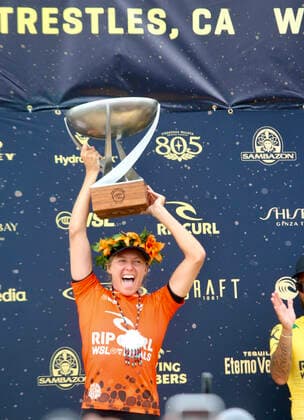 September 8, 2022, San Clemente, California, USA: STEPHANIE GILMORE of Australia celebrate her win during the Rip Curl WSL Finals at Lower Trestles, San Clemente. San Clemente USA - ZUMAg209 20220908_zhp_g209_410 Copyright: xJonxGaedex