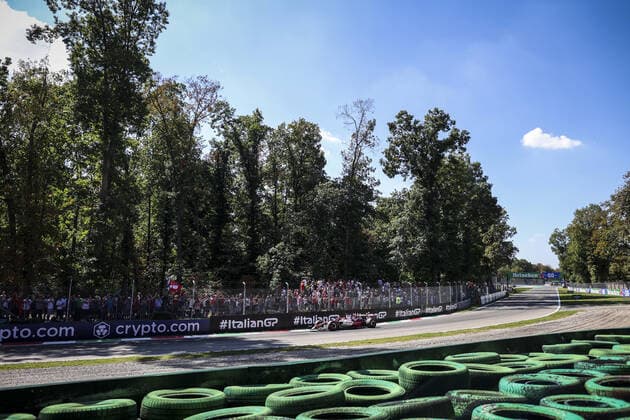 77 BOTTAS Valtteri (fin), Alfa Romeo F1 Team ORLEN C42, action during the Formula 1 Pirelli Gran Premio d™Italia 2022, Italian Grand Prix 2022, 16th round of the 2022 FIA Formula One World Championship, WM, Weltmeisterschaft from September 9 to 11, 2022 on the Autodromo Nazionale di Monza, in Monza, Italy - F1 - ITALIAN GRAND PRIX 2022 DPPI Panoramic  00122037_AV6_3658.JPG_