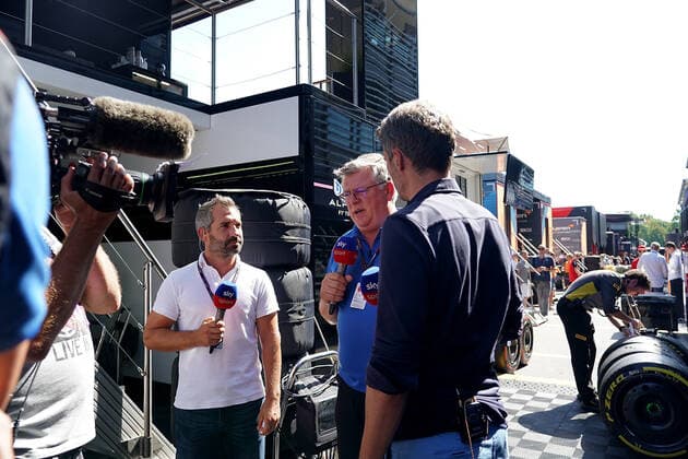 FORMULA 1 PIRELLI GRAN PREMIO D ITALIA 2022 10 09 2022, Autodromo Nazionale di Monza, Monza, FORMULA 1 PIRELLI GRAN PREMIO D ITALIA 2022 ,in the picture team boss Otmar Szafnauer, Alpine F1 Team in interview with Timo Glock and Peter Hardenacke of Sky Germany nordphotoxGmbHx xBratic nph00250