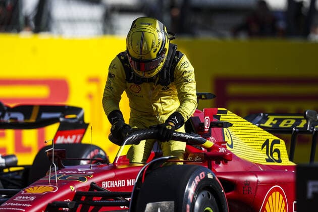 LECLERC Charles (mco), Scuderia Ferrari F1-75, portrait during the Formula 1 Pirelli Gran Premio d™Italia 2022, Italian Grand Prix 2022, 16th round of the 2022 FIA Formula One World Championship, WM, Weltmeisterschaft from September 9 to 11, 2022 on the Autodromo Nazionale di Monza, in Monza, Italy - F1 - ITALIAN GRAND PRIX 2022 DPPI Panoramic  00122037_G00D9305.JPG_