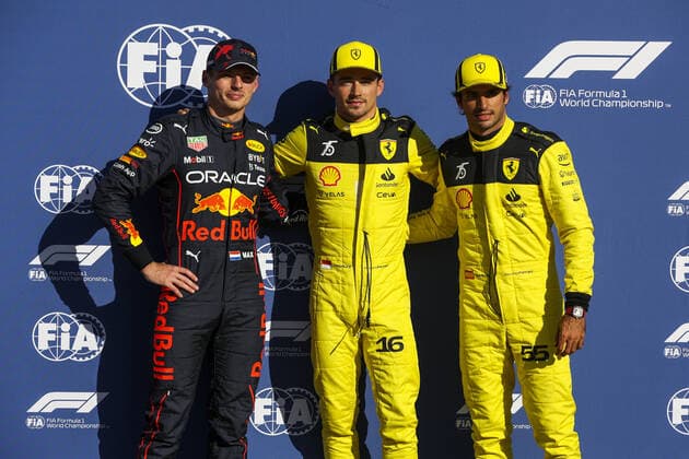 VERSTAPPEN Max (ned), Red Bull Racing RB18, LECLERC Charles (mco), Scuderia Ferrari F1-75, SAINZ Carlos (spa), Scuderia Ferrari F1-75, portrait during the Formula 1 Pirelli Gran Premio d™Italia 2022, Italian Grand Prix 2022, 16th round of the 2022 FIA Formula One World Championship, WM, Weltmeisterschaft from September 9 to 11, 2022 on the Autodromo Nazionale di Monza, in Monza, Italy - F1 - ITALIAN GRAND PRIX 2022 DPPI Panoramic 00122037_AV6_4055.JPG_