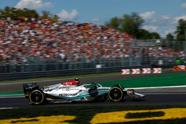 44 Lewis Hamilton GBR, Mercedes AMG Petronas F1 Team , F1 Grand Prix of Italy at Autodromo Nazionale Monza on September 10, 2022 in Monza, Italy Photo by HOCH ZWEI Monza Italy