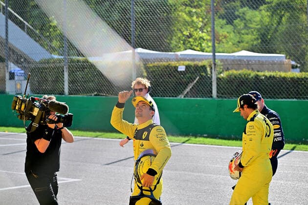 FORMULA 1 PIRELLI GRAN PREMIO D ITALIA 2022 10 09 2022, Autodromo Nazionale di Monza, Monza, FORMULA 1 PIRELLI GRAN PREMIO D ITALIA 2022 ,in the picture pole position for Charles Leclerc MCO , Scuderia Ferrari, 2 starting position for Max Verstappen NEL , Oracle Red Bull Racing, 3 starting position for Carlos Sainz Jr ESP , Scuderia Ferrari nordphotoxGmbHx xBratic nph00250