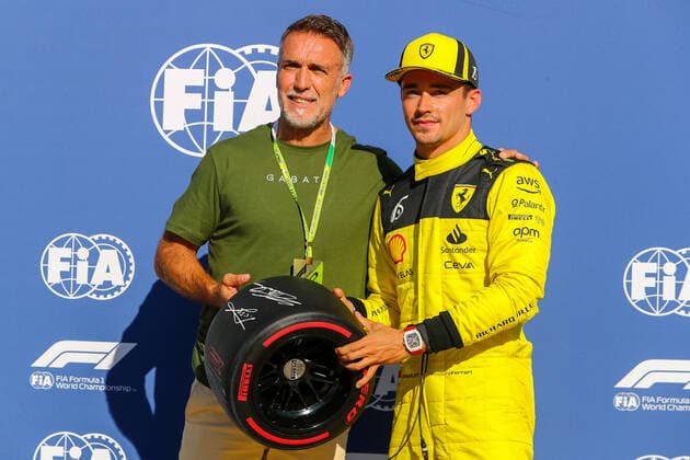 September 10, 2022, Monza, Italy: Monza, Italy, Autodromo Nazionale Monza, September 10, 2022, Gabriel Omar Batistuta (ARG) Former Footbal player and Charles Leclerc (MON) Ferrari F1-75 during 2022 Formula 1 Pirelli Gran Premio d Italia - Grand Prix of Italy - Free practice and qualifying - Formula 1 Championship. Formula 1 Championship - 2022 Formula 1 Pirelli Gran Premio d Italia - Grand Prix of Italy - Free practice and qualifying, Monza, Italy - ZUMAl164 20220910_zsa_l164_401 Copyright: xAlessioxDexMarcox