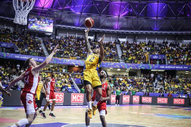 Brasil x Canadá RECIFE, PE - 10.09.2022: BRASIL X CANADÁ - Didi Louzada (BRA), during the game between Brazil and Canada, valid for the semifinal of the Copa América Men& 39;s Basketball, Americup FIBA 2022, held at Ginásio Geraldo Magalhães, known as Ginásio Geraldão, in Recife (PE), Brazil, this Saturday (10). (Photo: Tiago Caldas Fotoarena) x2264158x  TiagoxCaldas